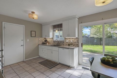Tiny photo for 5718 Bangor Court, Columbus, OH 43235 (MLS # 225039668)