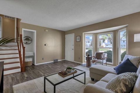 Tiny photo for 5718 Bangor Court, Columbus, OH 43235 (MLS # 225039668)
