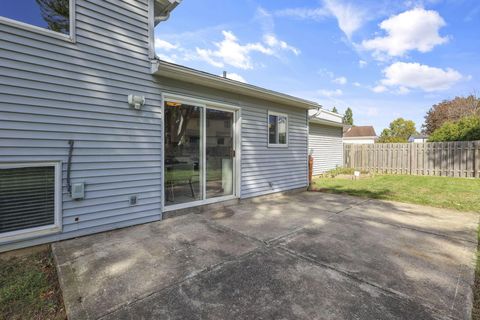 Tiny photo for 5718 Bangor Court, Columbus, OH 43235 (MLS # 225039668)