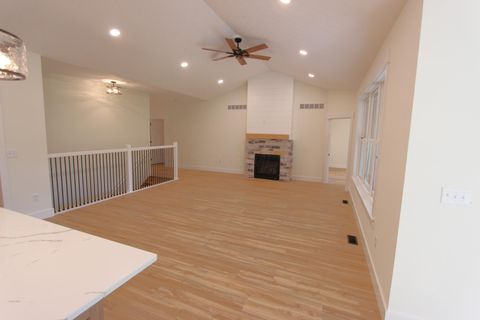 Tiny photo for 561 Mcintosh Drive, Howard, OH 43028 (MLS # 225037685)
