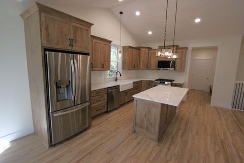Tiny photo for 561 Mcintosh Drive, Howard, OH 43028 (MLS # 225037685)