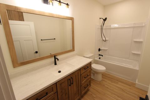 Tiny photo for 561 Mcintosh Drive, Howard, OH 43028 (MLS # 225037685)
