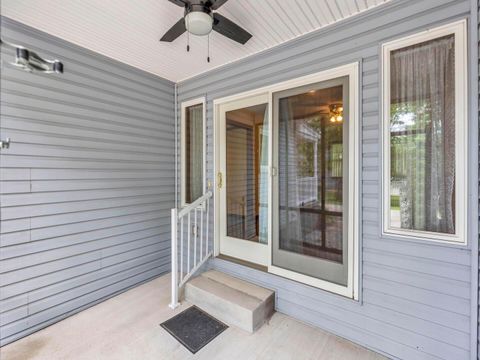 Tiny photo for 170 Applewood Drive, Chillicothe, OH 45601 (MLS # 226022429)