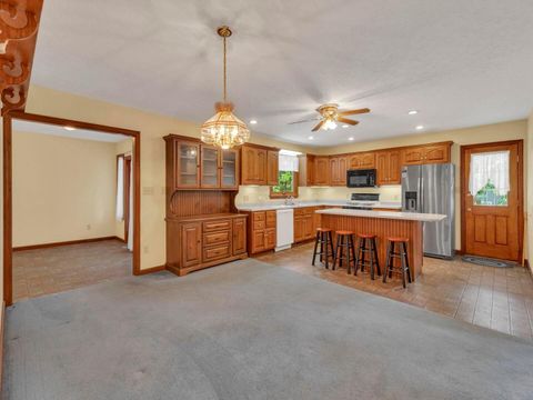 Tiny photo for 170 Applewood Drive, Chillicothe, OH 45601 (MLS # 226022429)