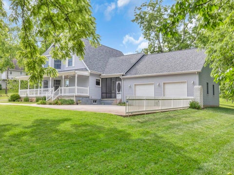 Tiny photo for 170 Applewood Drive, Chillicothe, OH 45601 (MLS # 226022429)