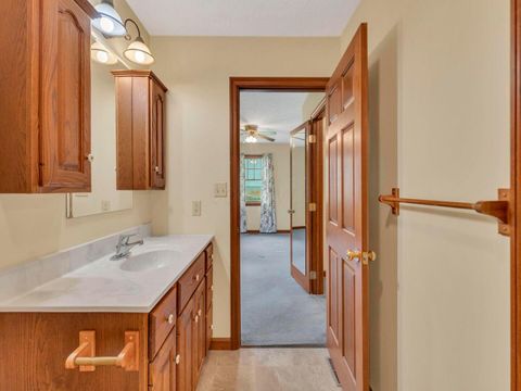 Tiny photo for 170 Applewood Drive, Chillicothe, OH 45601 (MLS # 226022429)