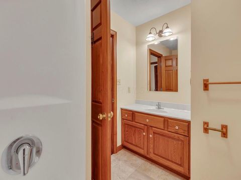 Tiny photo for 170 Applewood Drive, Chillicothe, OH 45601 (MLS # 226022429)