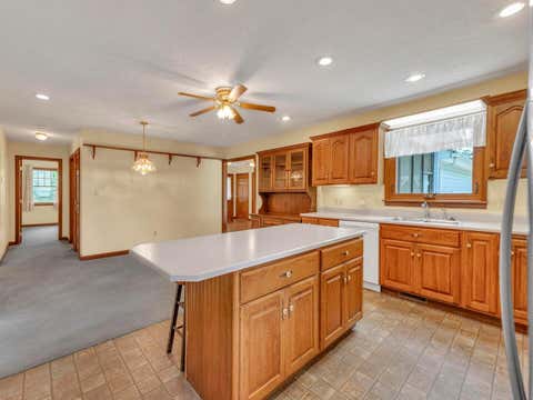 Tiny photo for 170 Applewood Drive, Chillicothe, OH 45601 (MLS # 226022429)