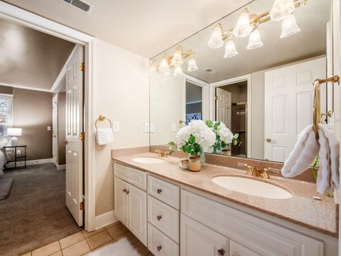 Tiny photo for 4289 Vaux Link, New Albany, OH 43054 (MLS # 226001330)