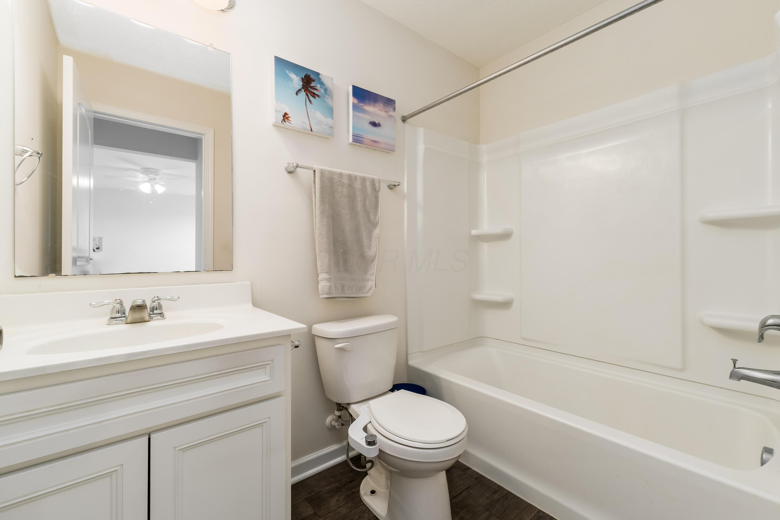 8123 Comstock Terrace, Pickerington, Ohio image 41