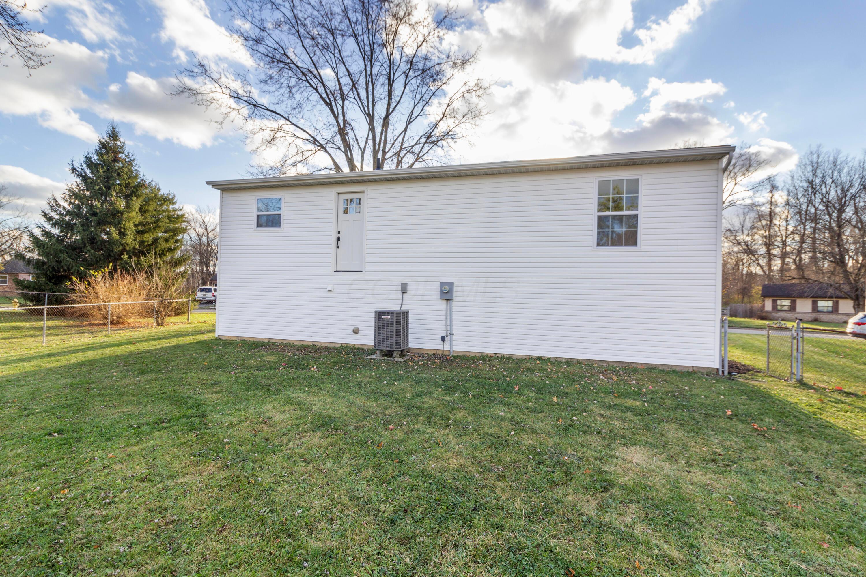 6944 Wind River Drive, Reynoldsburg, Ohio image 16