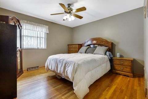 Tiny photo for 1766 Thrailkill Road, Grove City, OH 43123 (MLS # 226000399)