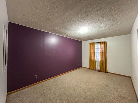 Tiny photo for 911 Riverbirch Road, Washington Court House, OH 43160 (MLS # 226005250)