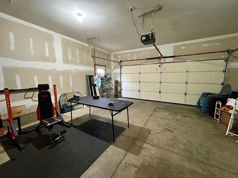 Tiny photo for 911 Riverbirch Road, Washington Court House, OH 43160 (MLS # 226005250)