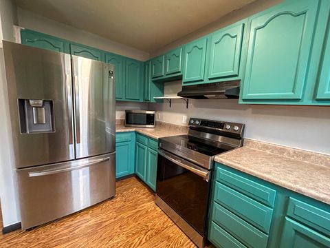 Tiny photo for 911 Riverbirch Road, Washington Court House, OH 43160 (MLS # 226005250)