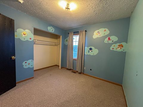 Tiny photo for 911 Riverbirch Road, Washington Court House, OH 43160 (MLS # 226005250)