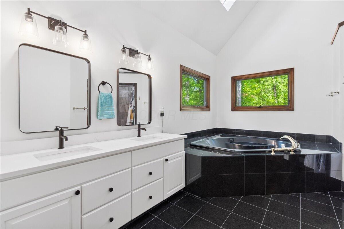 5477 Blackhawk Forest Drive, Westerville, Ohio image 33