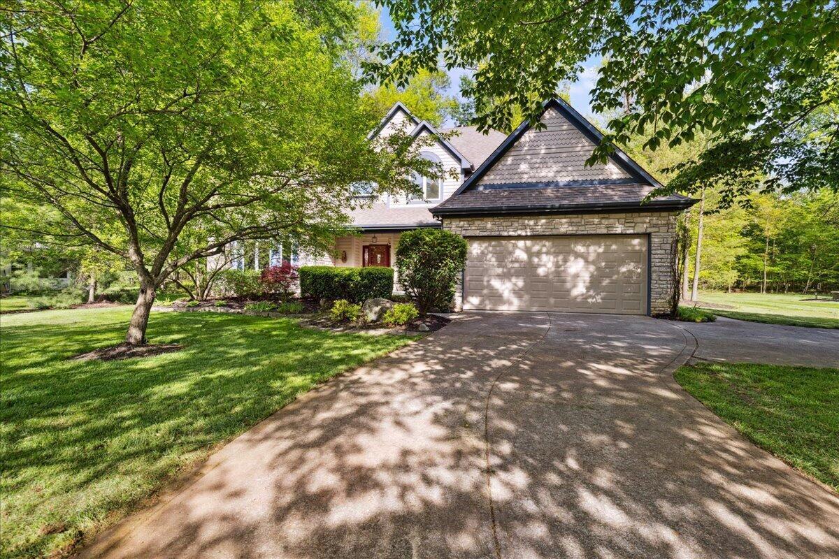 5477 Blackhawk Forest Drive, Westerville, Ohio image 1