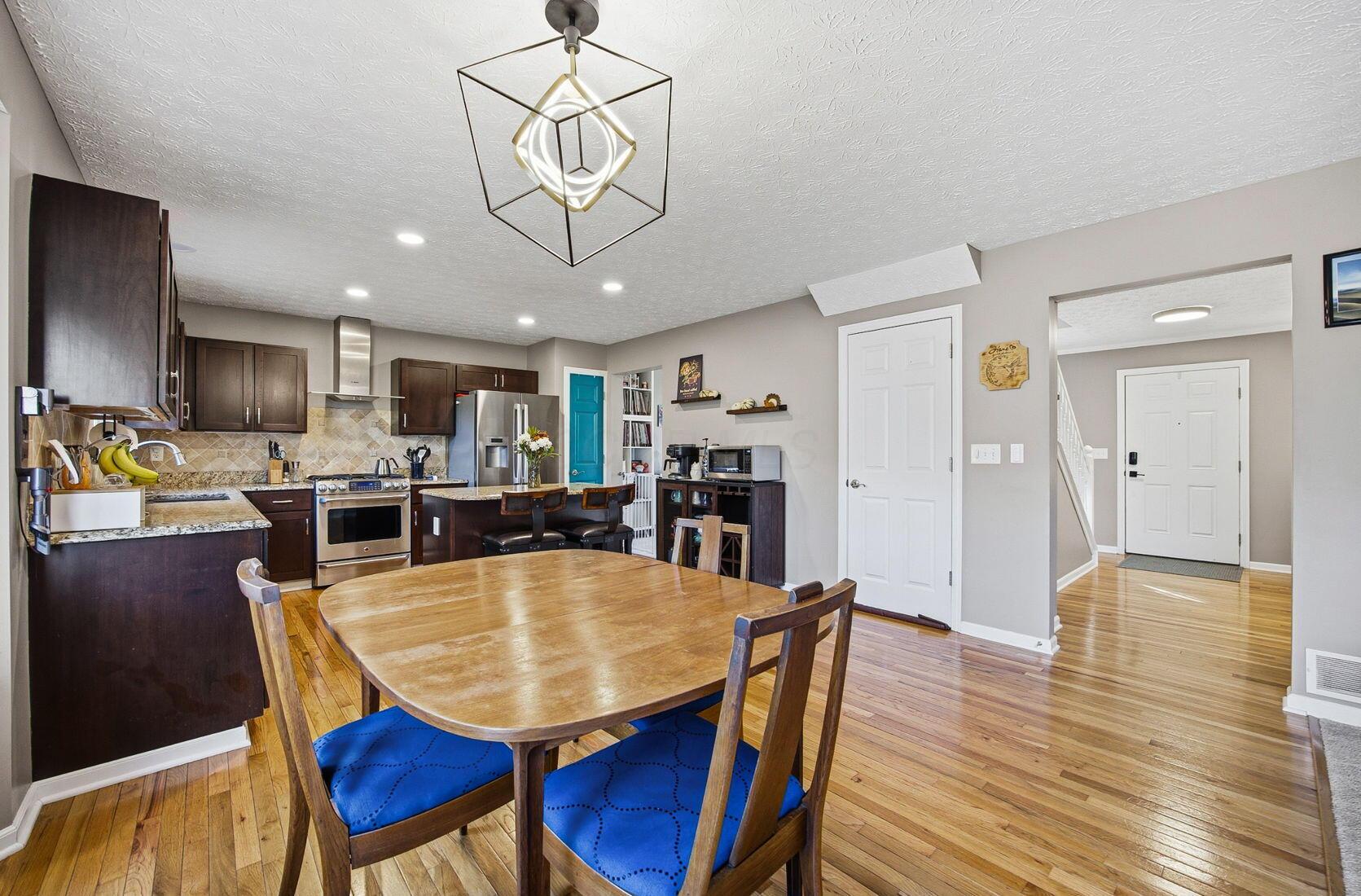 Dublin, Ohio 43016, United States, 4 Bedrooms Bedrooms, ,3 BathroomsBathrooms,Residential,Coming Soon,239806