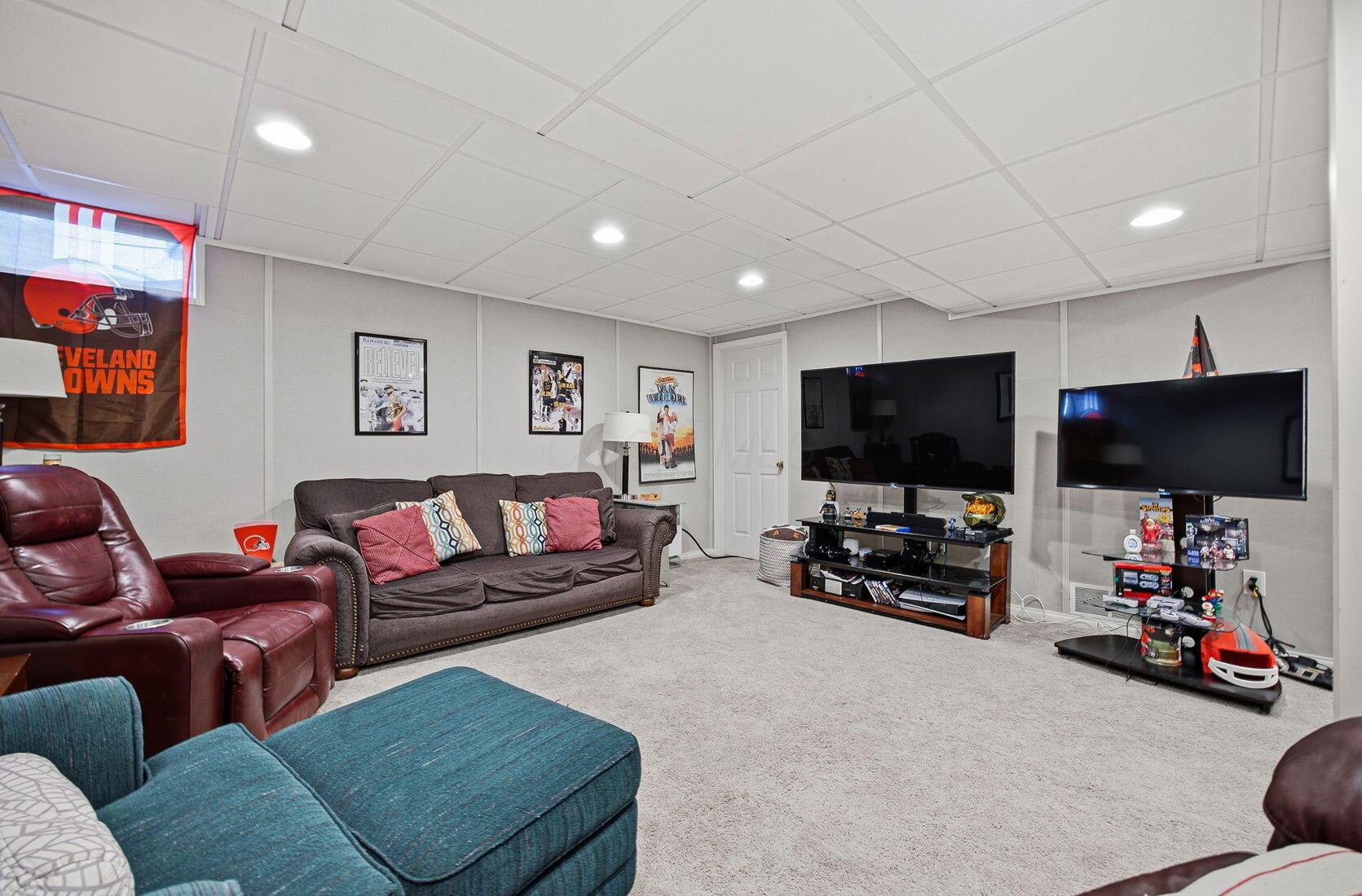 Dublin, Ohio 43016, United States, 4 Bedrooms Bedrooms, ,3 BathroomsBathrooms,Residential,Coming Soon,239806