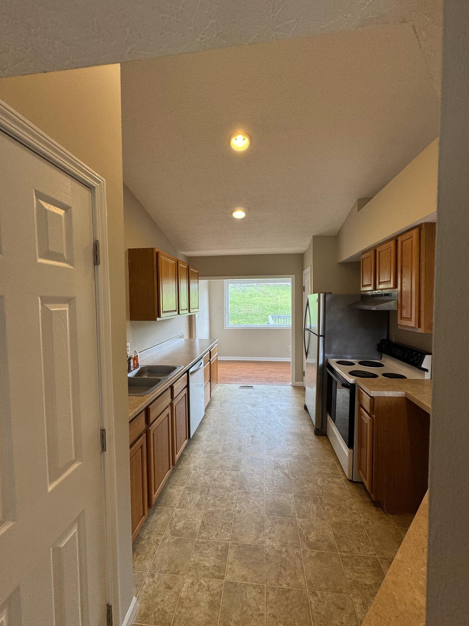 5682 Lock Road, Centerburg, Ohio image 8