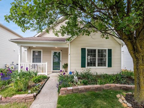 Photo of 1391 Phlox Avenue 64 #64, Blacklick, OH 43004 (MLS # 226018113)