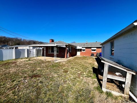 Tiny photo for 652 Adena Road, Chillicothe, OH 45601 (MLS # 226005845)