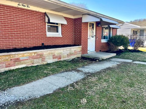 Tiny photo for 652 Adena Road, Chillicothe, OH 45601 (MLS # 226005845)