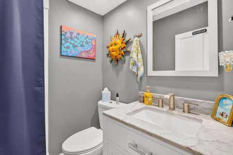 Tiny photo for 556 City Park Avenue, Columbus, OH 43215 (MLS # 226029000)