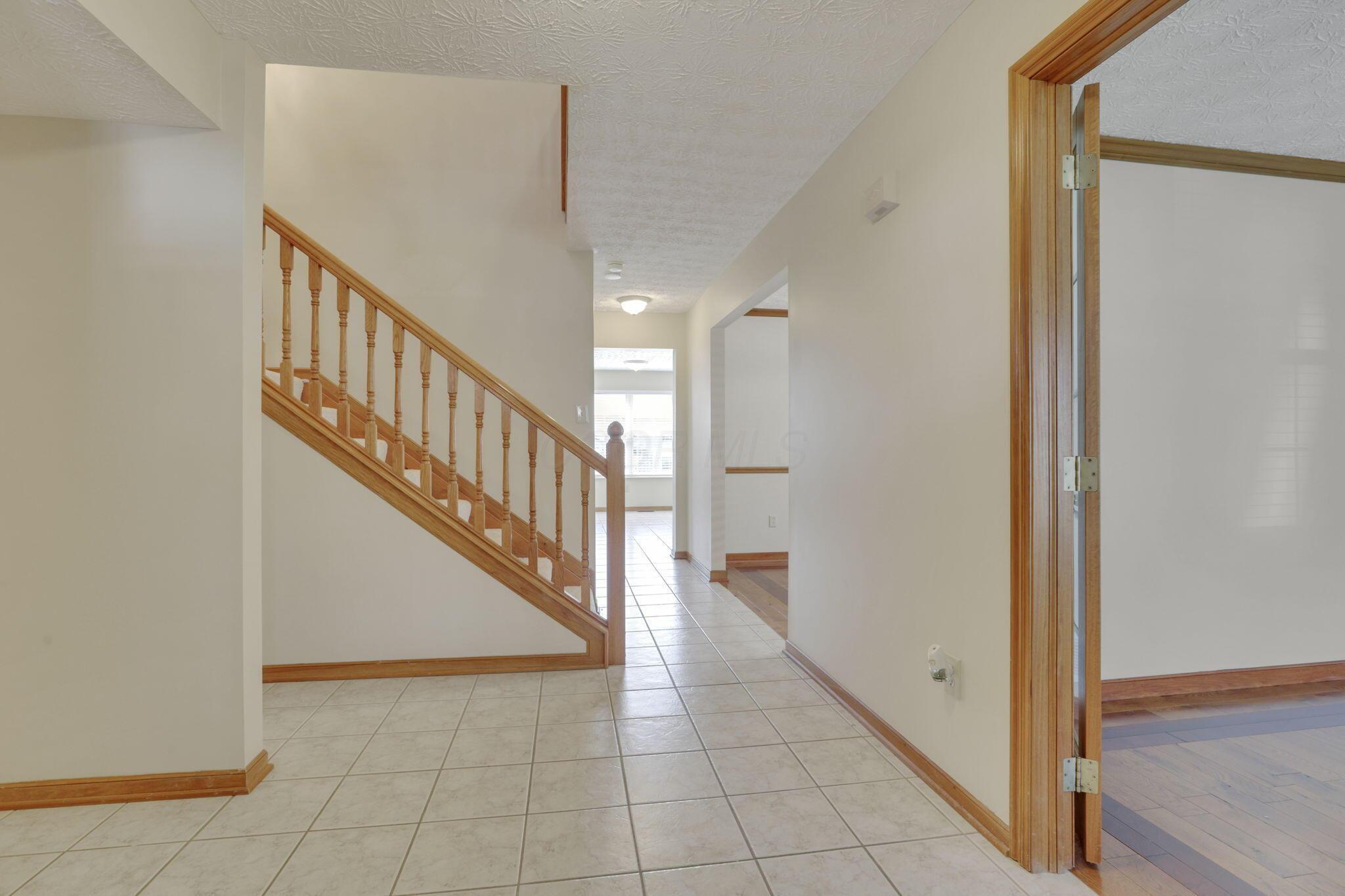 516 Streamwater Drive, Blacklick, Ohio image 10