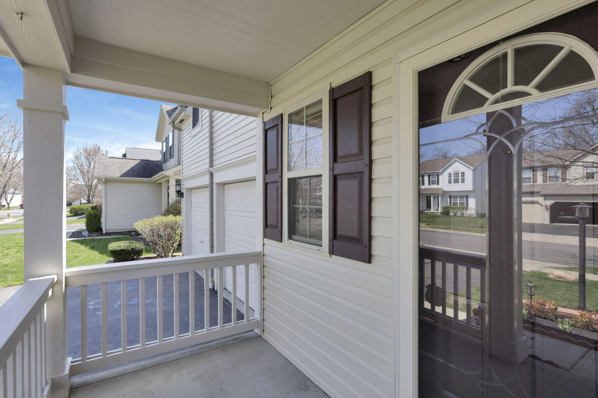 516 Streamwater Drive, Blacklick, Ohio image 8