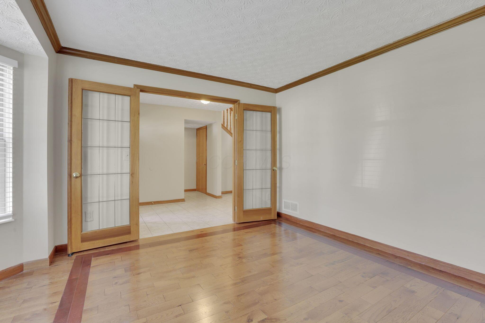 516 Streamwater Drive, Blacklick, Ohio image 17