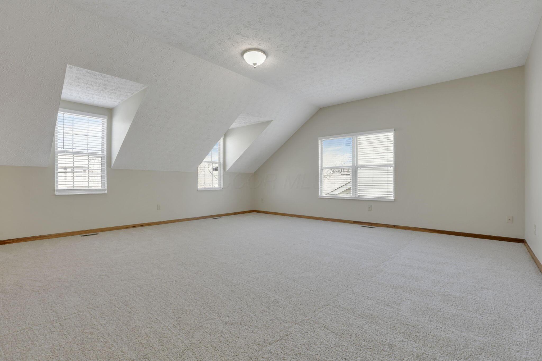 516 Streamwater Drive, Blacklick, Ohio image 36
