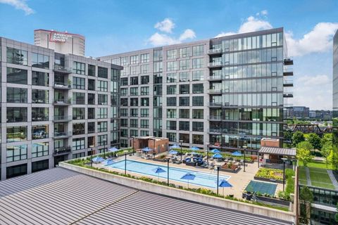 Tiny photo for 250 W Spring Street 613 #613, Columbus, OH 43215 (MLS # 225045137)