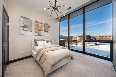 Tiny photo for 250 W Spring Street 613 #613, Columbus, OH 43215 (MLS # 225045137)