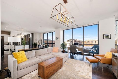 Tiny photo for 250 W Spring Street 613 #613, Columbus, OH 43215 (MLS # 225045137)