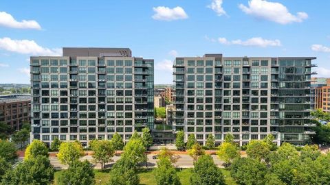 Tiny photo for 250 W Spring Street 613 #613, Columbus, OH 43215 (MLS # 225045137)