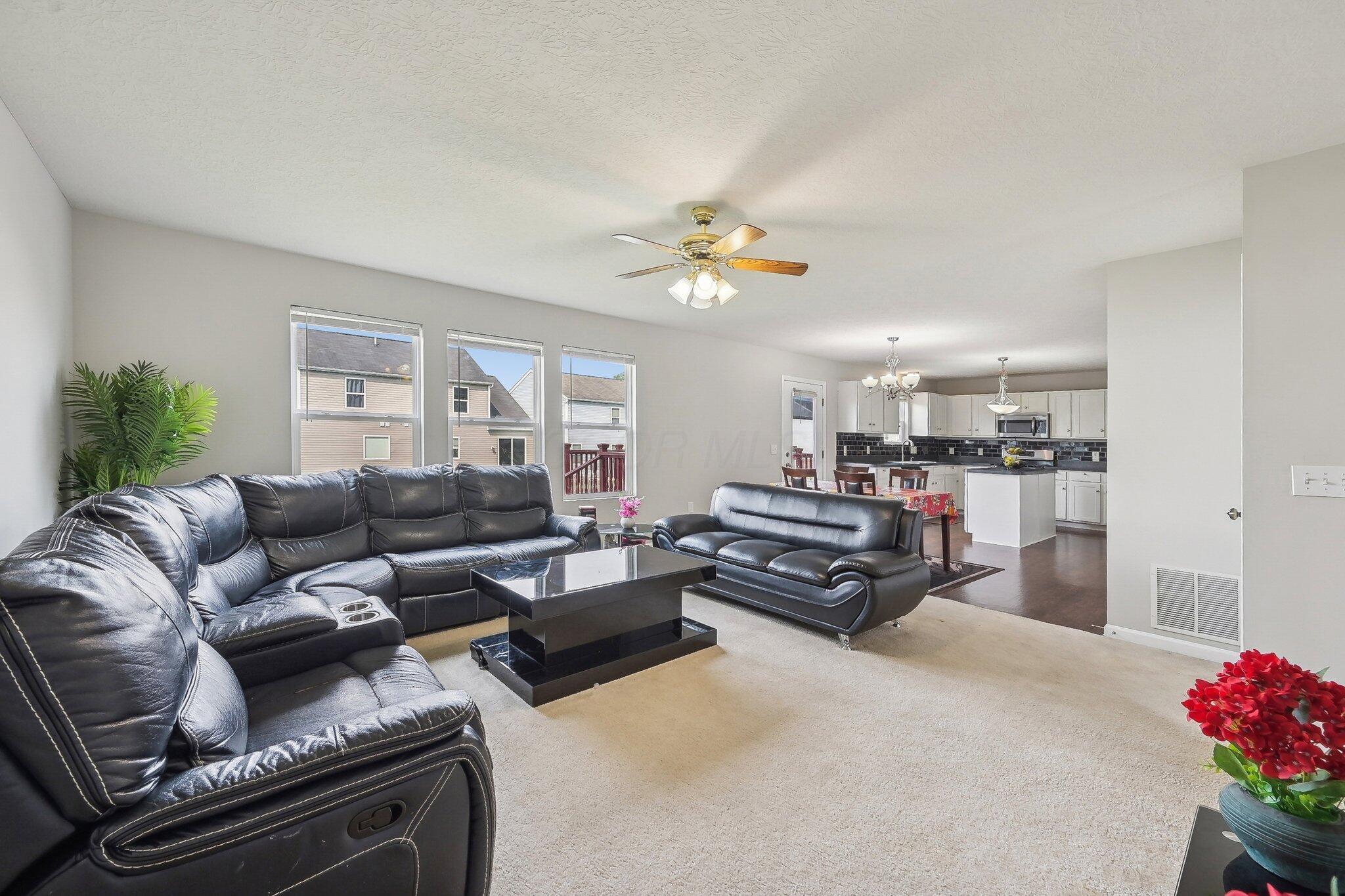 219 Shallotte Drive, Reynoldsburg, Ohio image 16