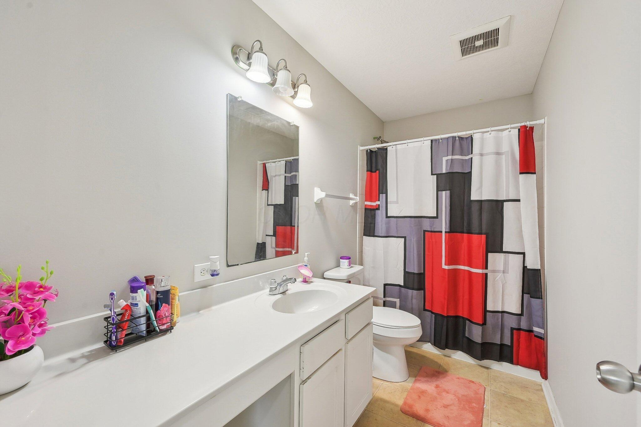 219 Shallotte Drive, Reynoldsburg, Ohio image 36