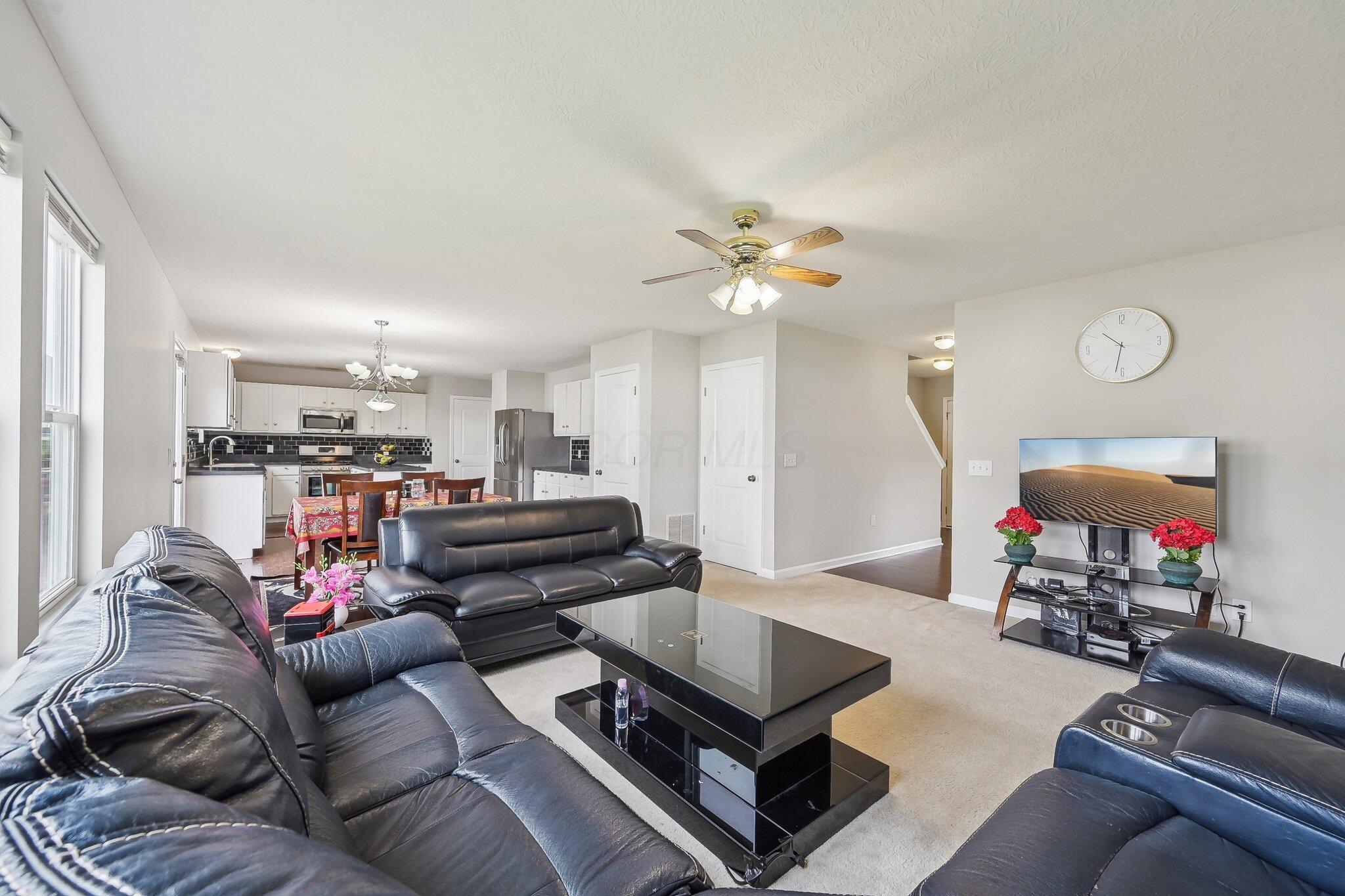 219 Shallotte Drive, Reynoldsburg, Ohio image 18