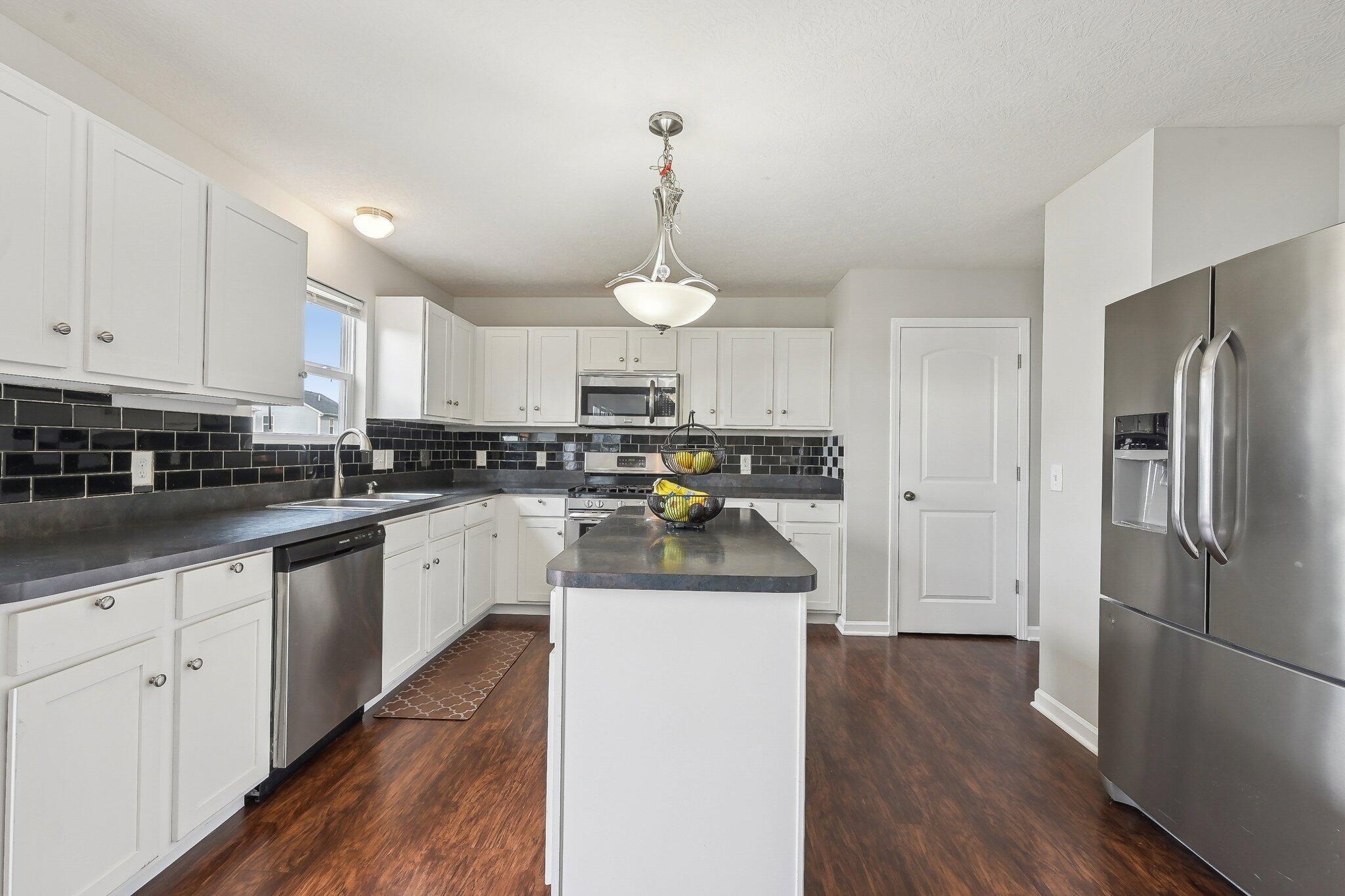 219 Shallotte Drive, Reynoldsburg, Ohio image 9