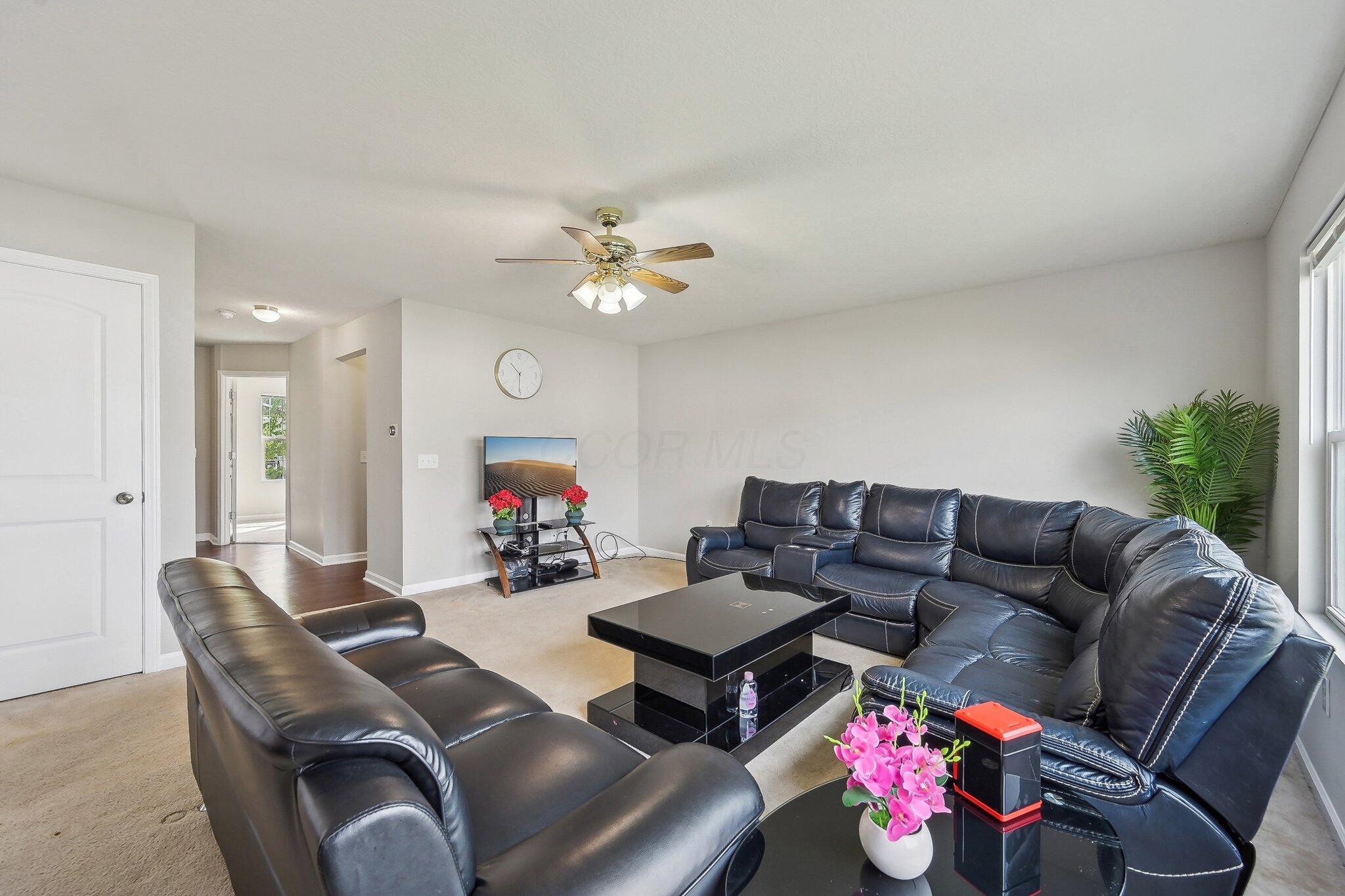 219 Shallotte Drive, Reynoldsburg, Ohio image 17