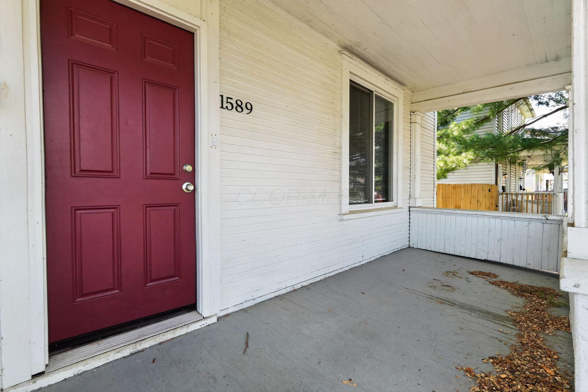 1589 Genessee Avenue