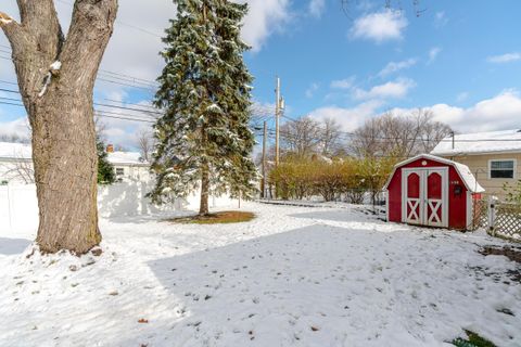 Tiny photo for 2698 Shrewsbury Road, Columbus, OH 43221 (MLS # 225044930)