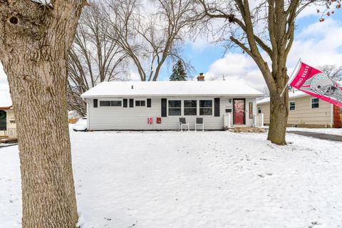 Tiny photo for 2698 Shrewsbury Road, Columbus, OH 43221 (MLS # 225044930)