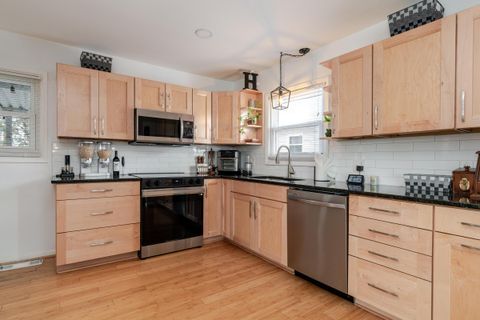 Tiny photo for 2698 Shrewsbury Road, Columbus, OH 43221 (MLS # 225044930)