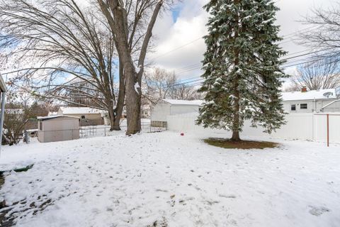 Tiny photo for 2698 Shrewsbury Road, Columbus, OH 43221 (MLS # 225044930)