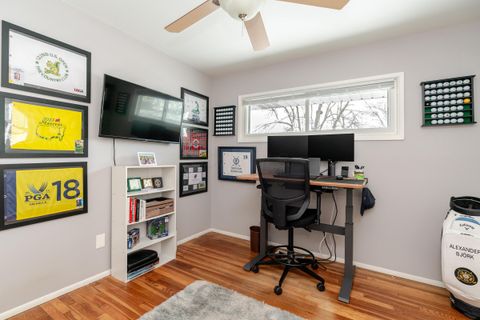 Tiny photo for 2698 Shrewsbury Road, Columbus, OH 43221 (MLS # 225044930)