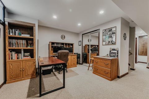 Tiny photo for 976 Karlslyle Drive, Columbus, OH 43228 (MLS # 226036009)
