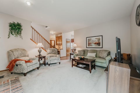 Tiny photo for 976 Karlslyle Drive, Columbus, OH 43228 (MLS # 226036009)